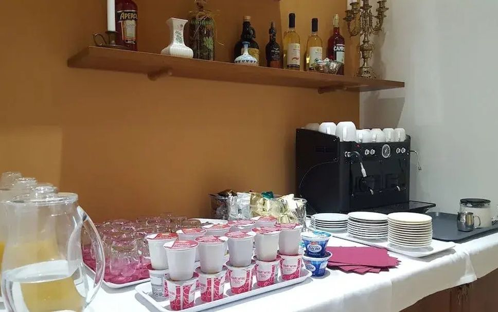 Buffet Photo