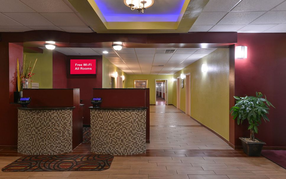 Front desk Photo