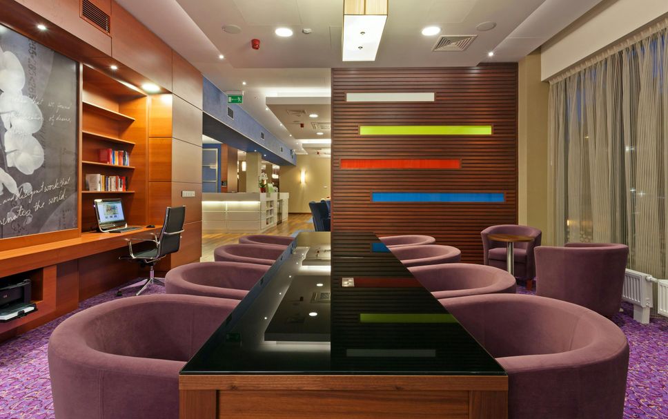 Lounge Photo