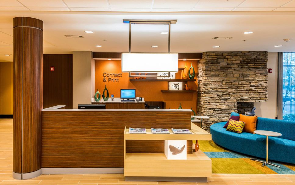 Front desk Photo