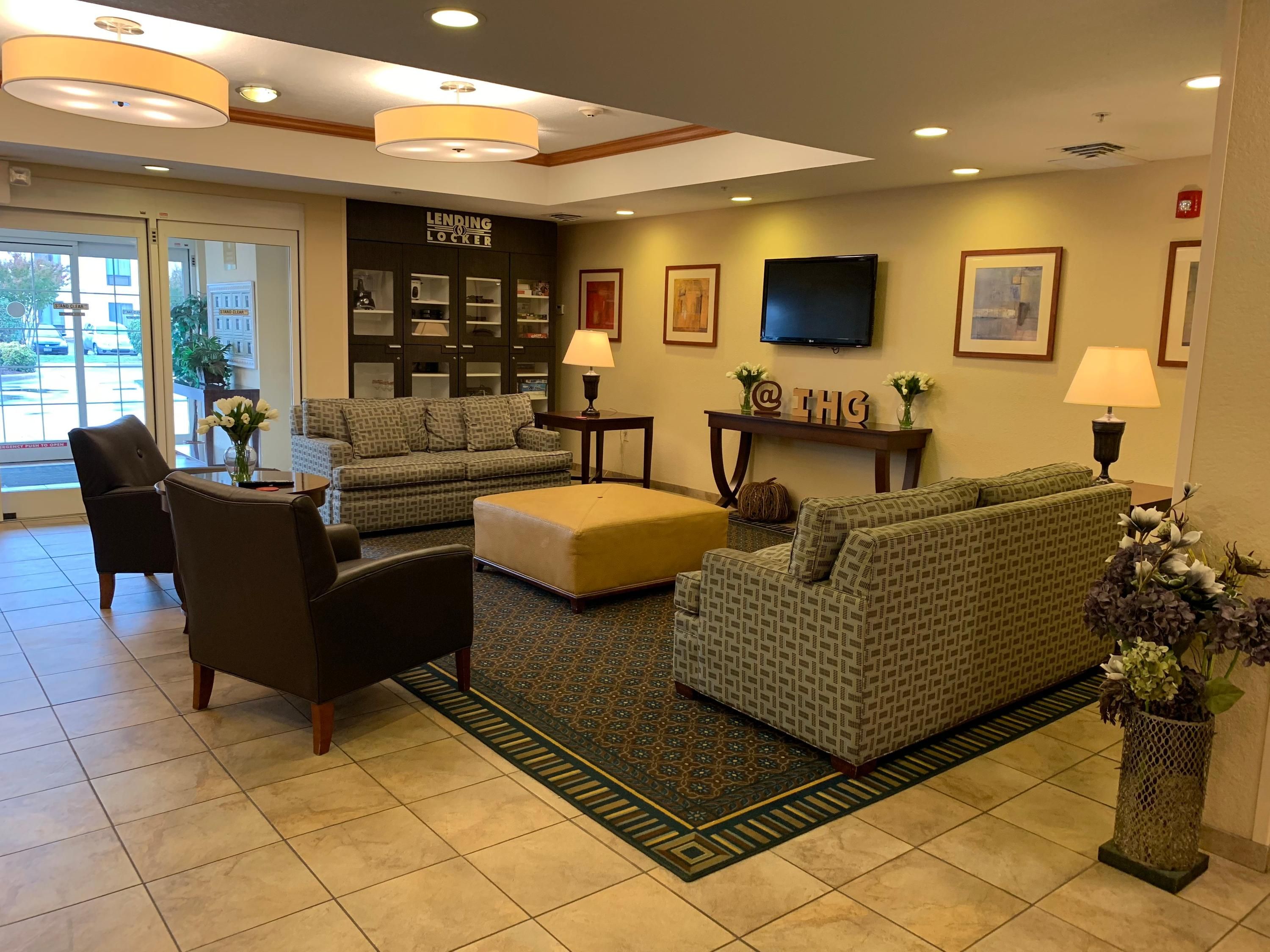 Lounge Photo