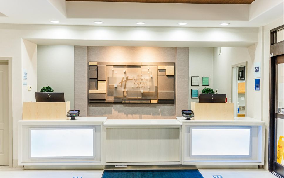 Front desk Photo