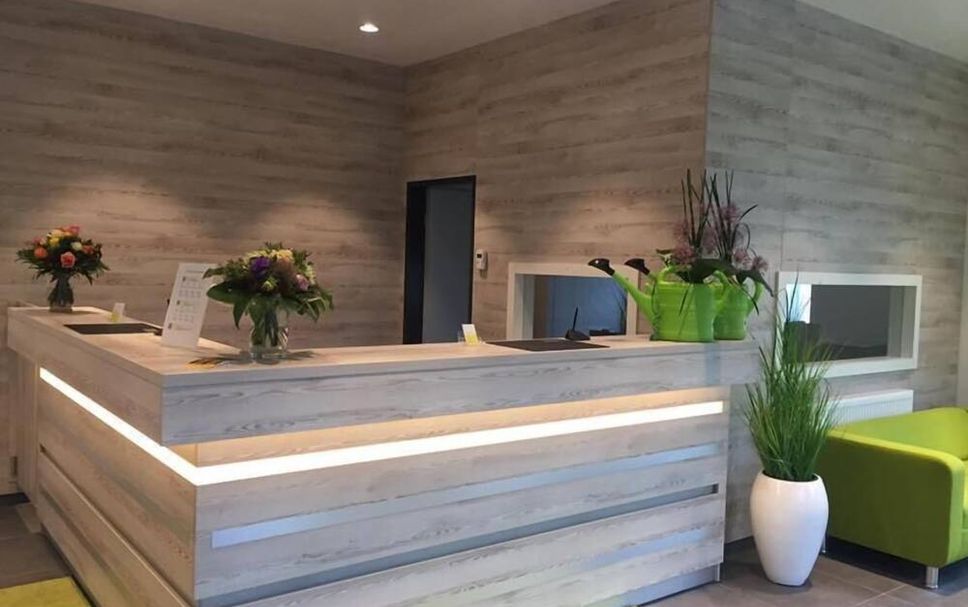 Front desk Photo