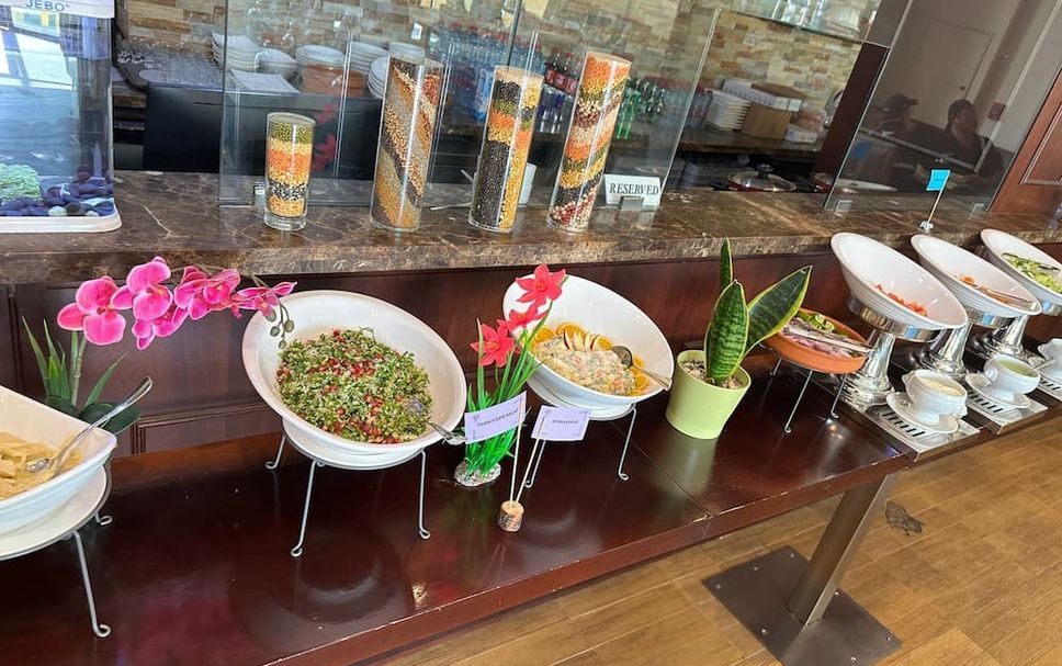 Buffet Photo
