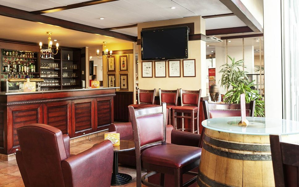 Bar Photo