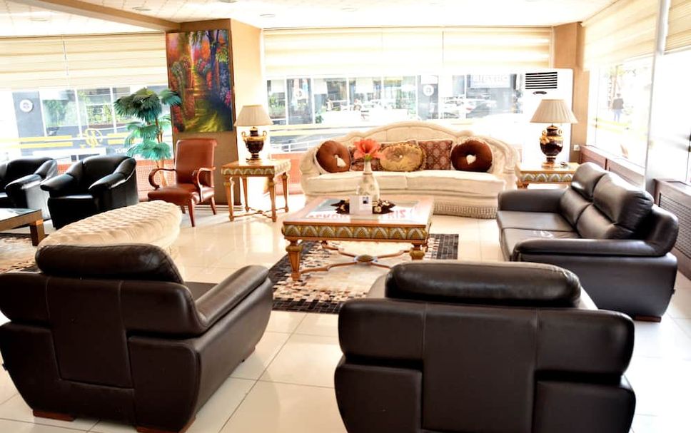 Lounge Photo