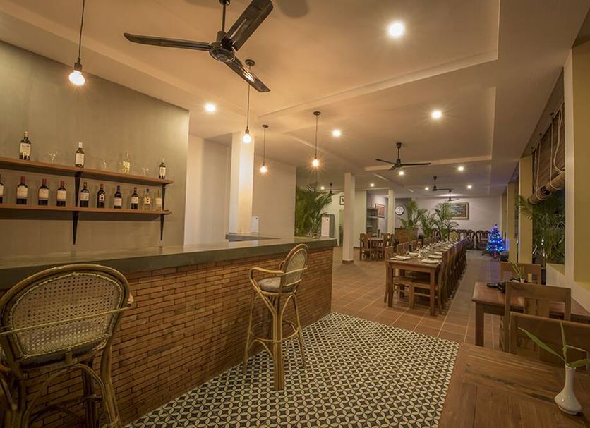 Bar Photo