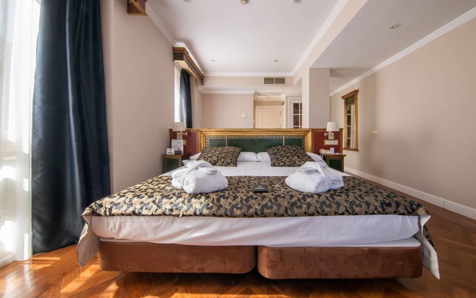 Bedroom Photo