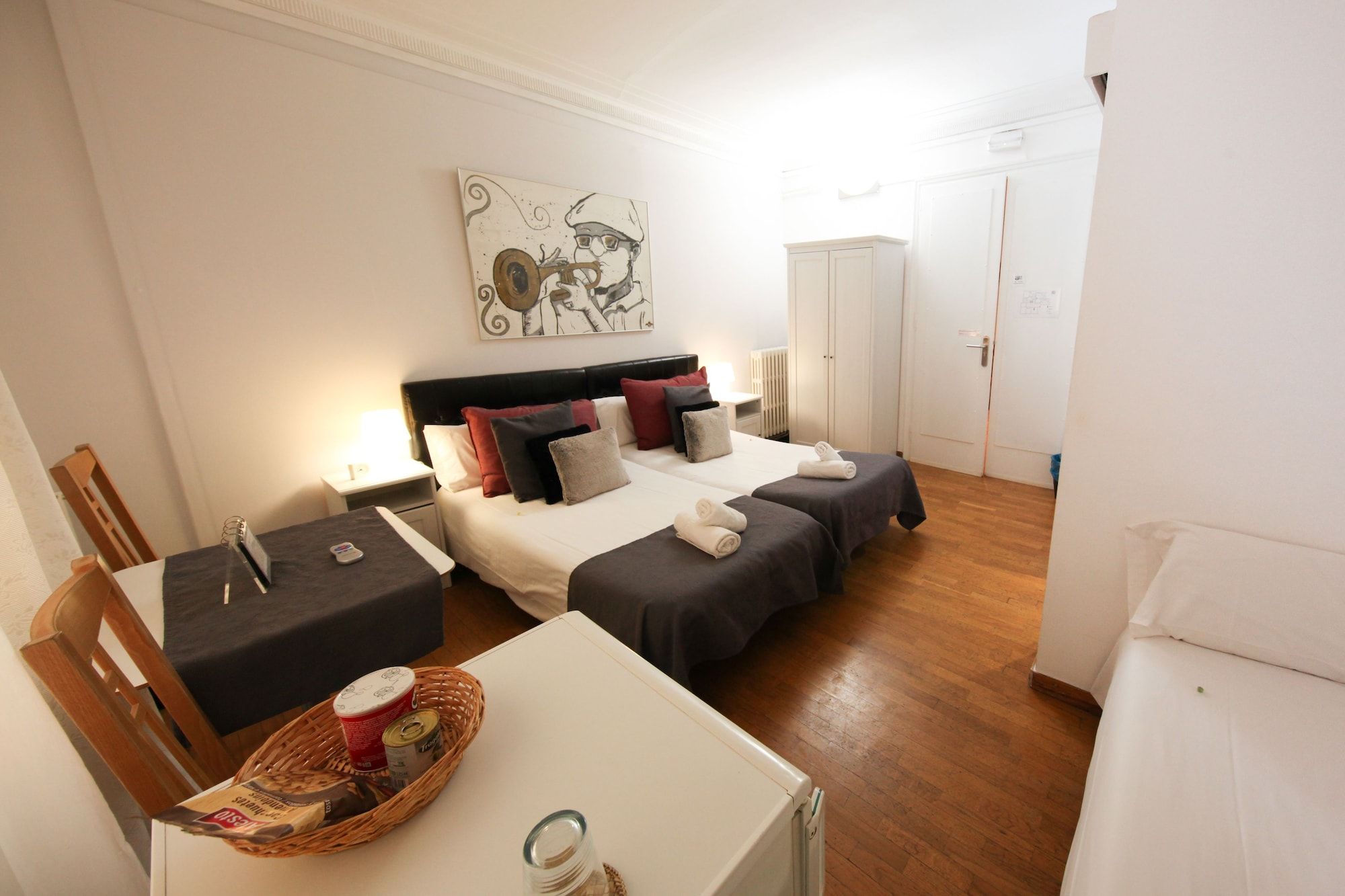 Room amenity