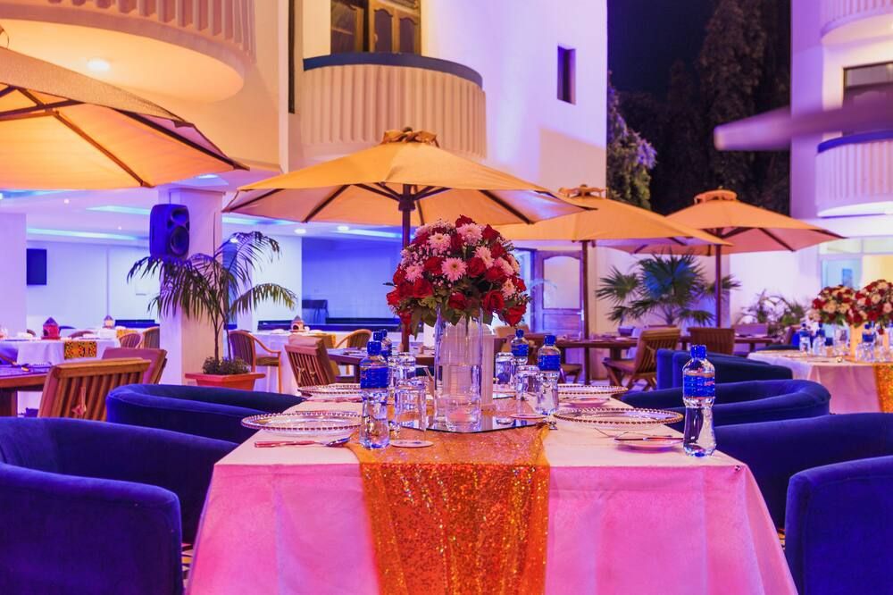 Banquet hall