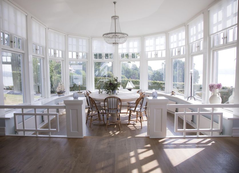 Dining room Photo