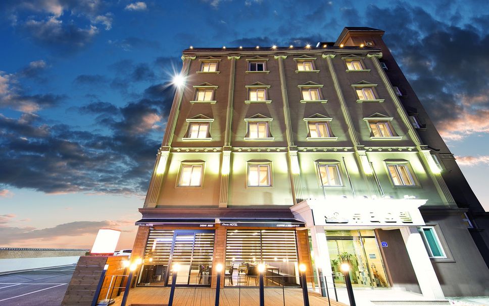 Building Photo