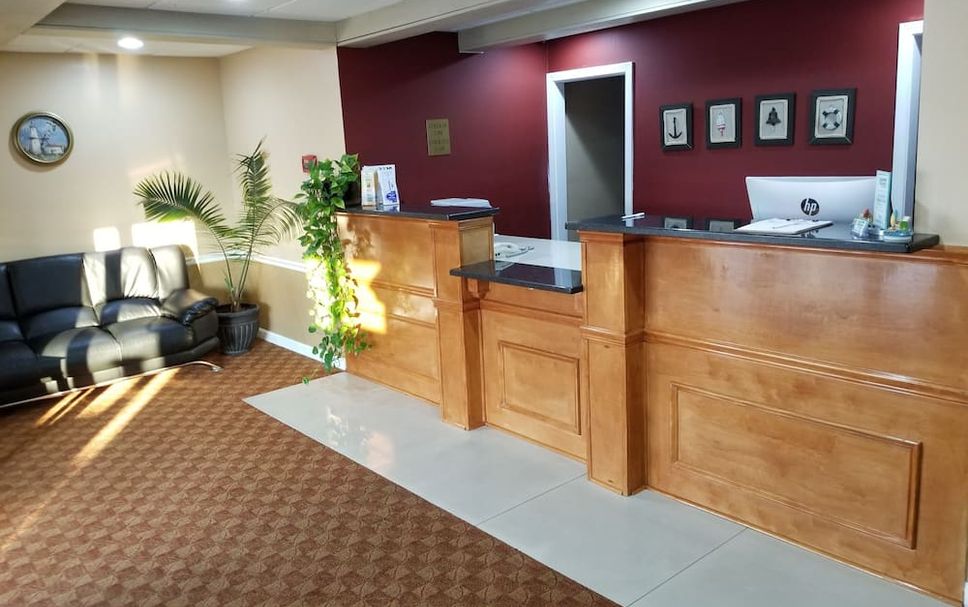 Front desk Photo