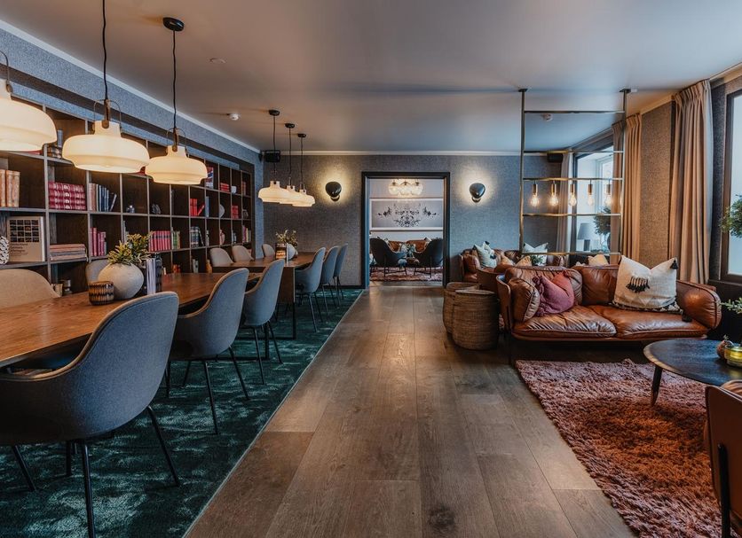 Lounge Photo