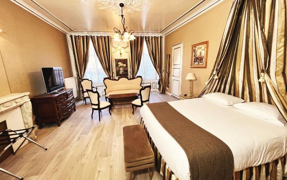 Bedroom Photo