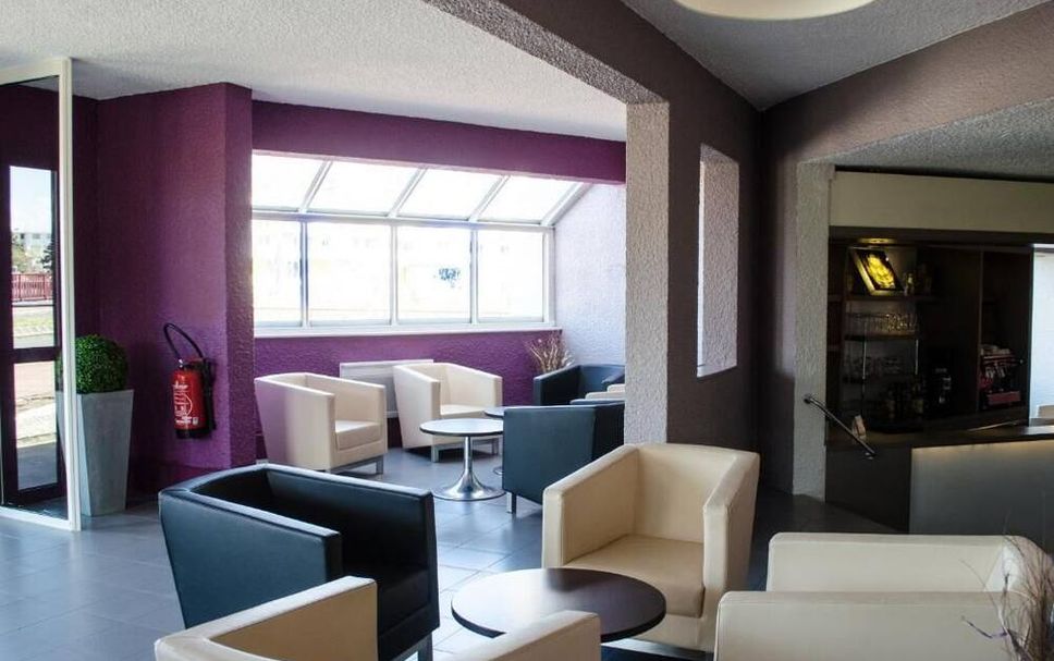 Lounge Photo