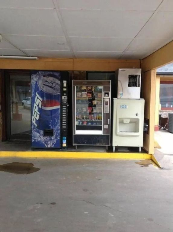Shop Photo