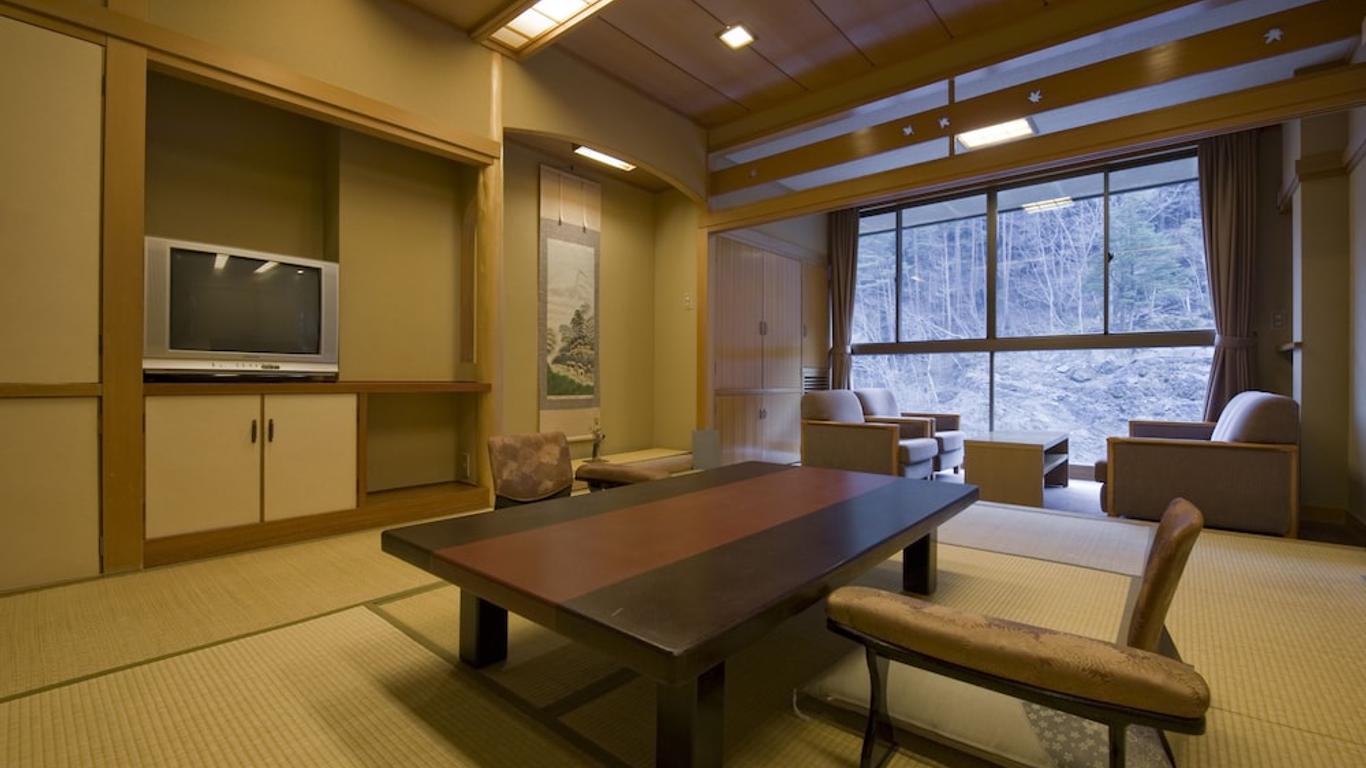 Nishiyama Onsen Keiunkan