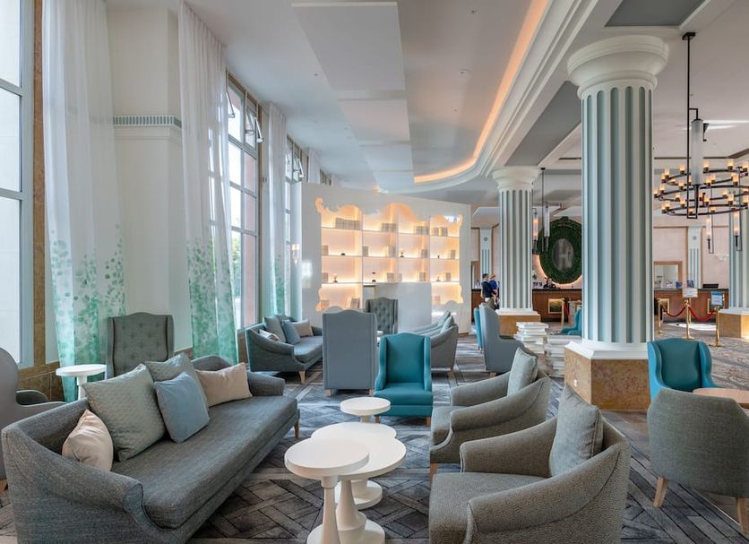 Lounge Photo