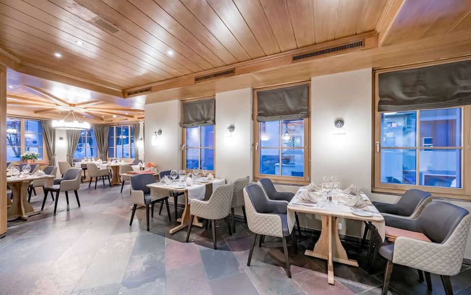 Restaurant Photo