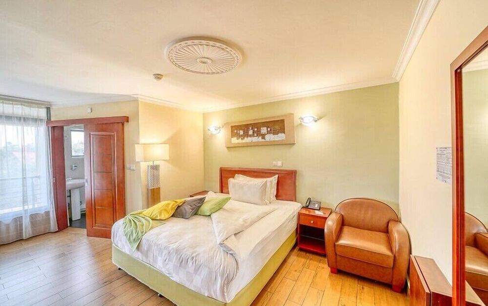 Bedroom Photo