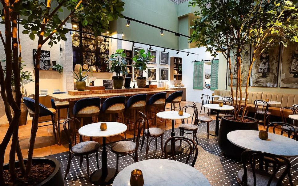 Restaurant Photo