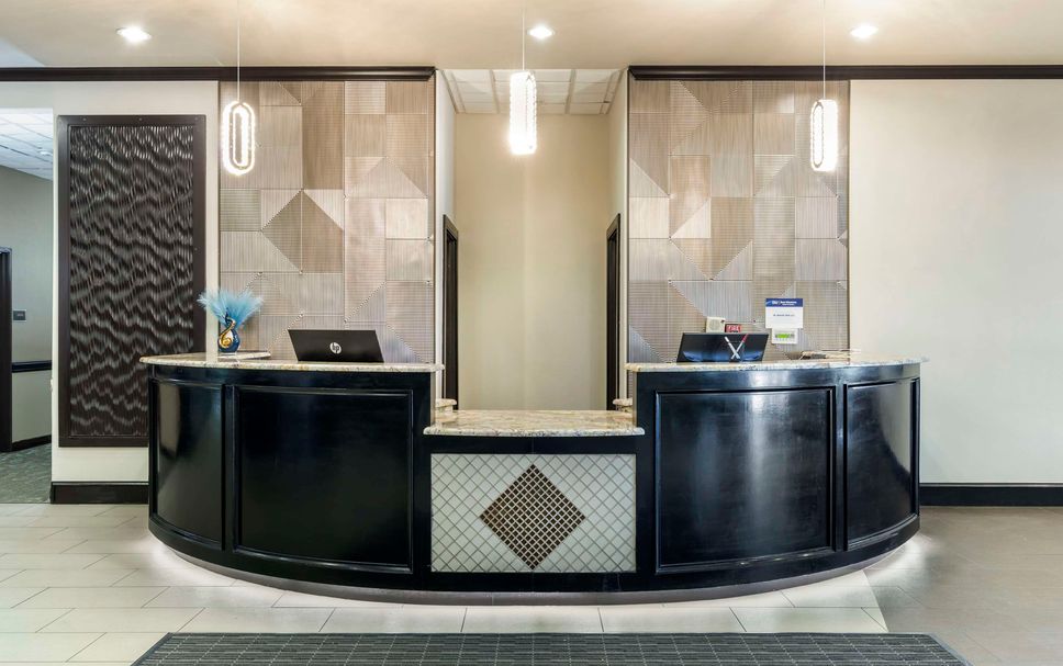 Front desk Photo