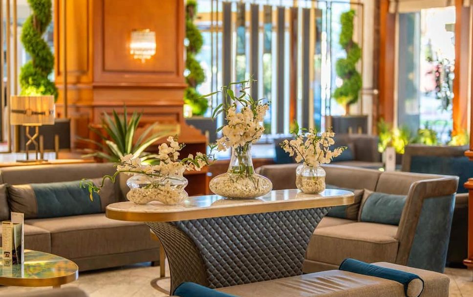 Lounge Photo