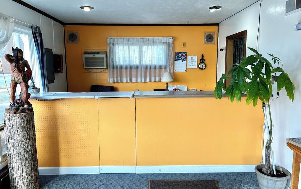 Front desk Photo