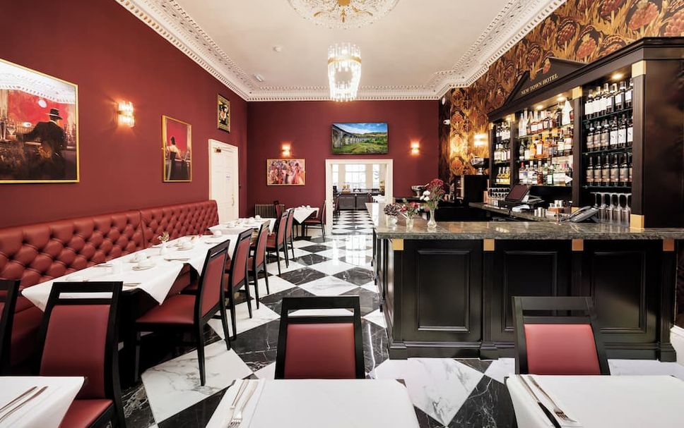 Restaurant Photo