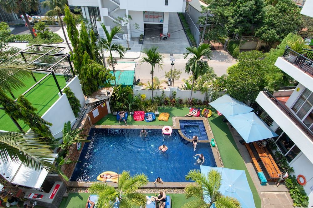 Pool