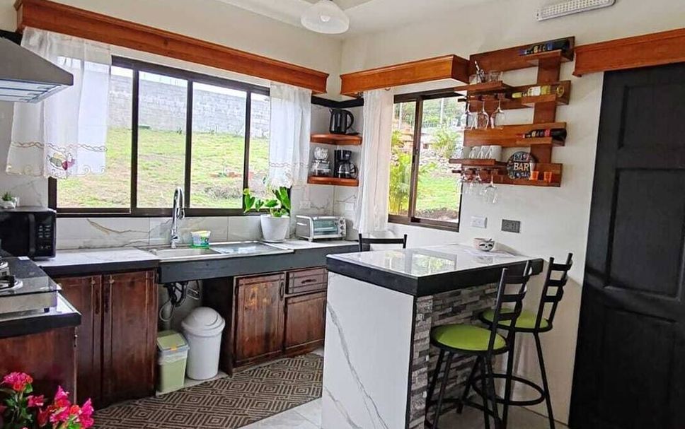 Kitchen Photo
