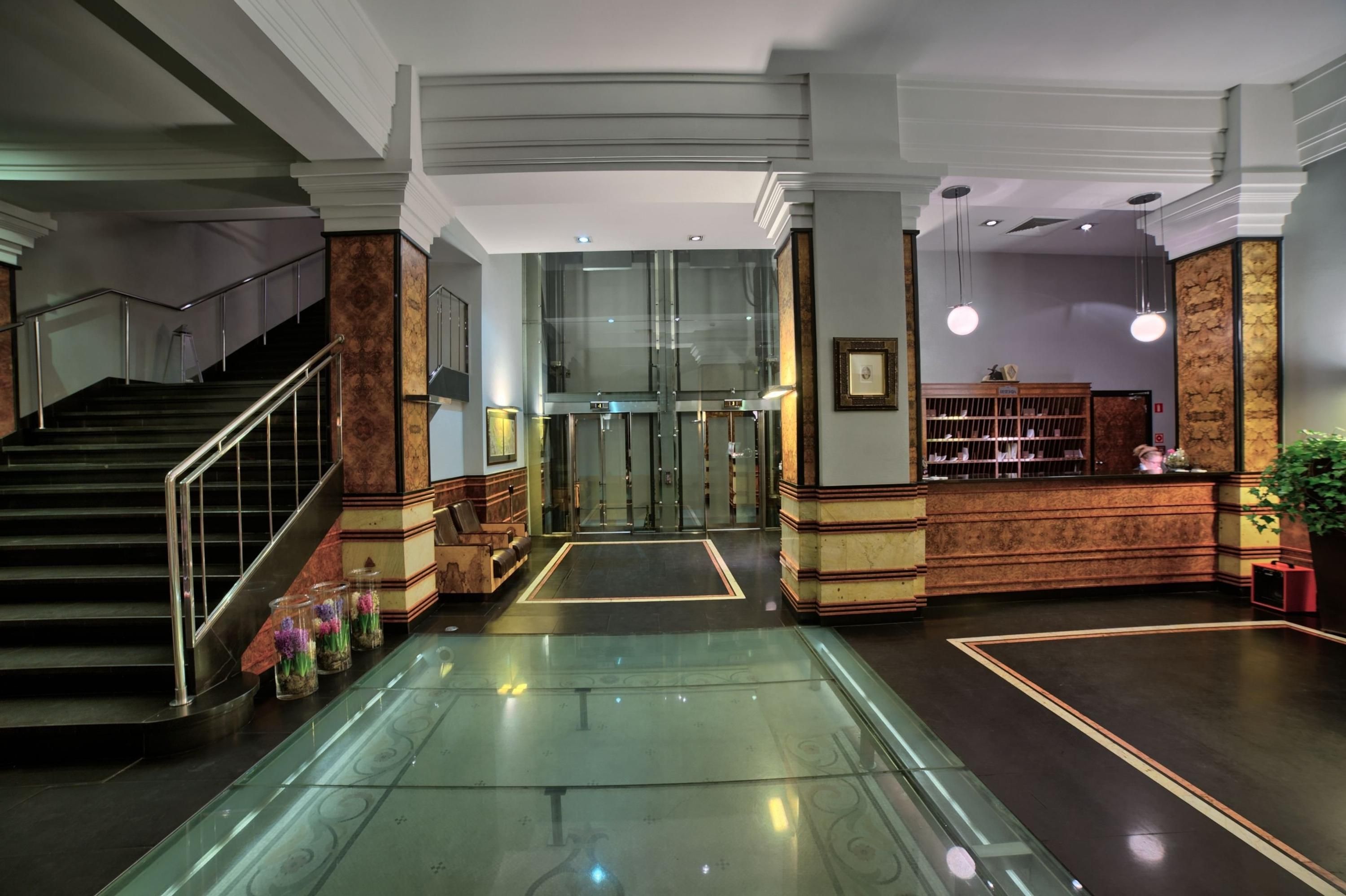 Lobby Photo