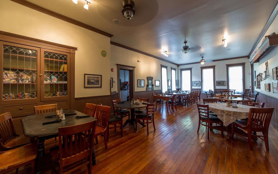 Restaurant Photo