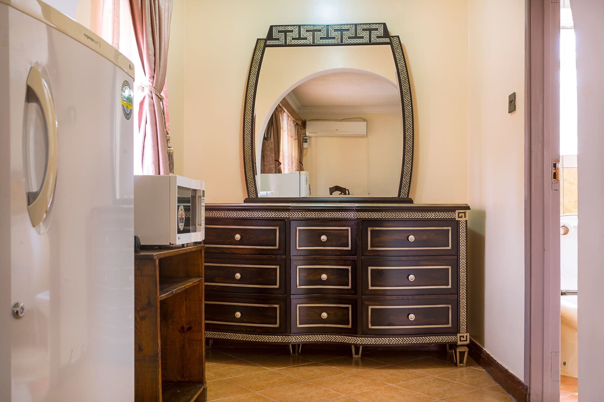 Room amenity