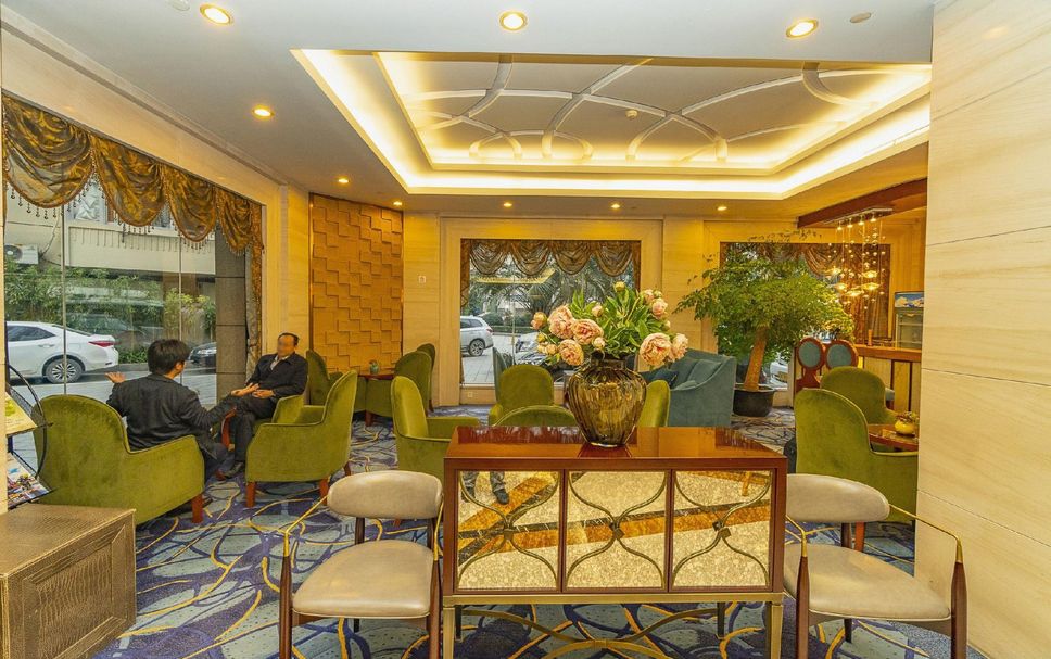 Lounge Photo