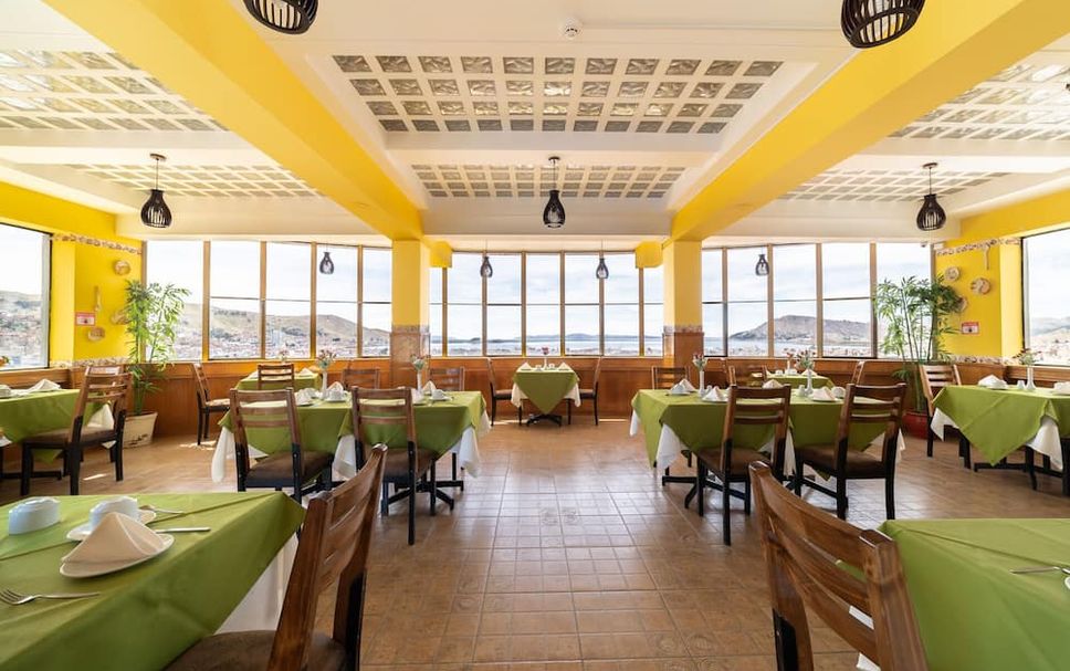 Restaurant Photo