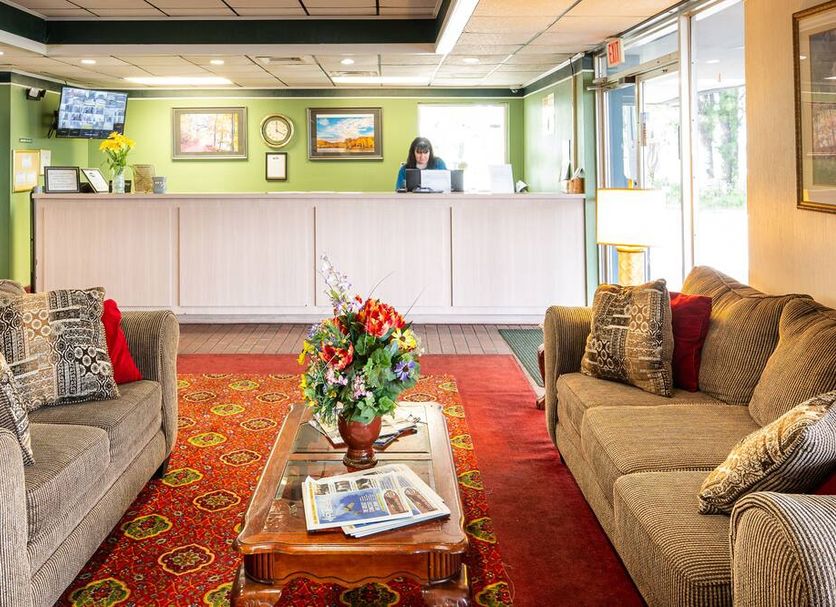 Front desk Photo