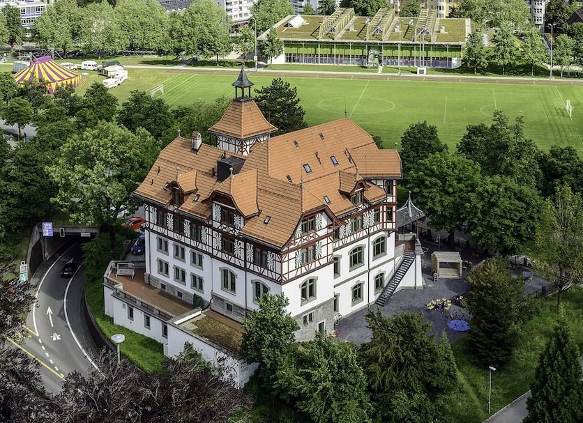 Building Photo