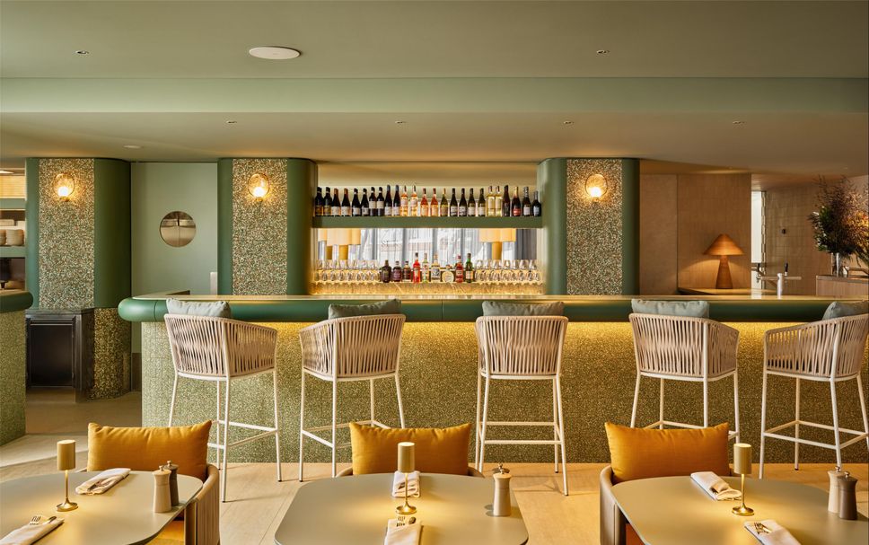 Bar Photo