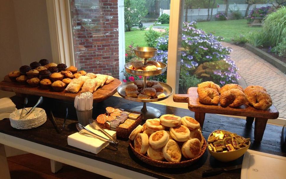 Buffet Photo