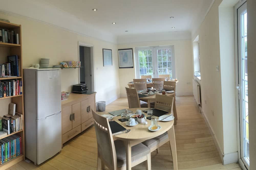 Dining room Photo