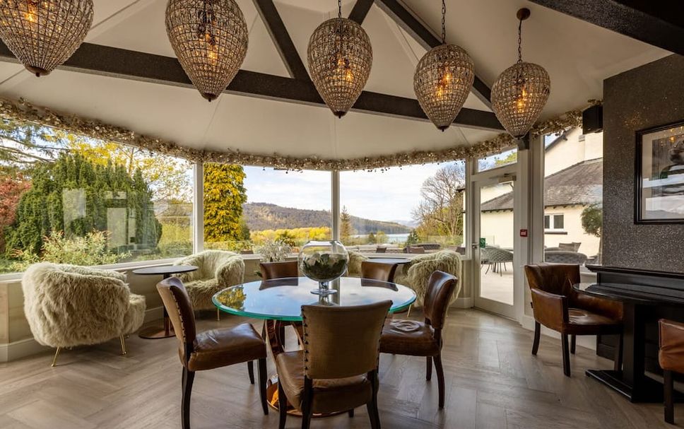 Dining room Photo