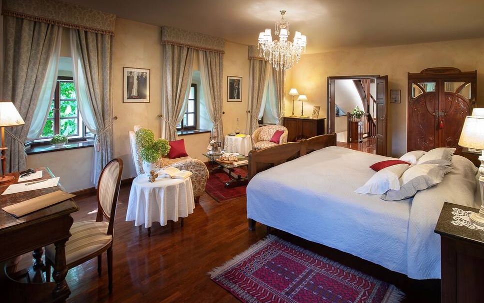 Bedroom Photo