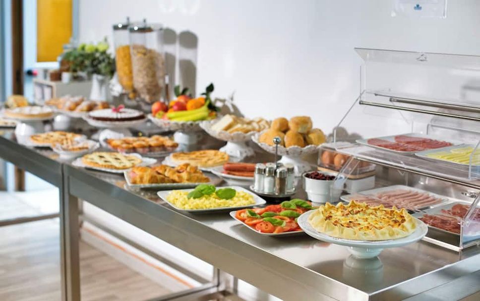 Buffet Photo
