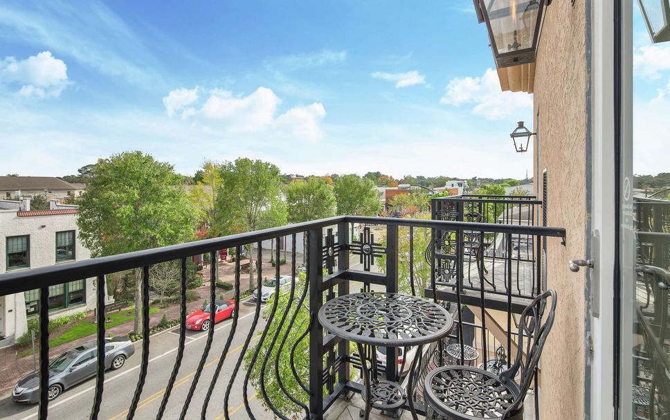 Balcony Photo