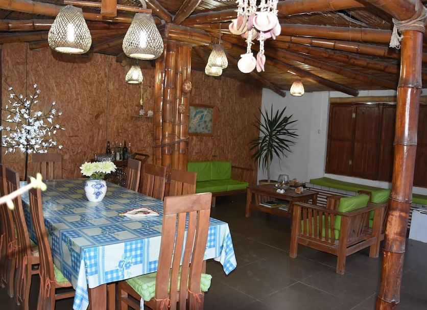 Dining room Photo