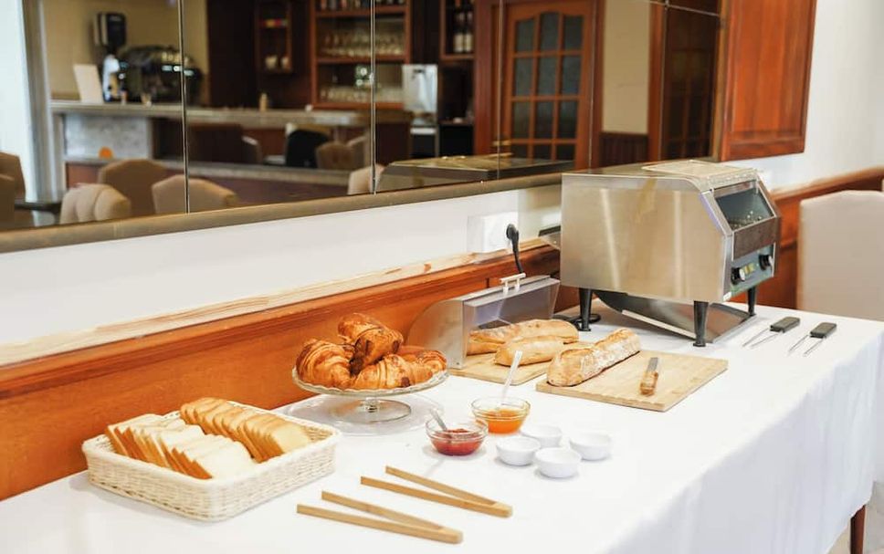 Buffet Photo