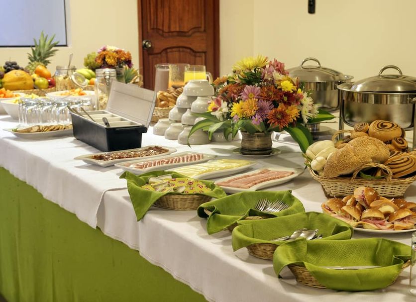 Buffet Photo
