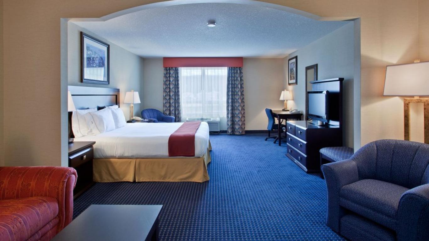 Holiday Inn Express Hotel & Suites-Hinton, An IHG Hotel
